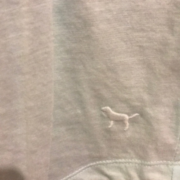 VS. Pink top - Picture 2 of 3